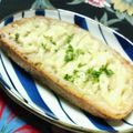 キョク's cooksnap of when they made とてもおいしい♪ガーリックマヨトースト.