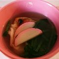 Bluria's cooksnap of when they made すまし仕立てのお雑煮.