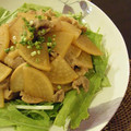 akiozawa's cooksnap of when they made ご飯が進む！簡単・大根と豚こま肉の炒め物.