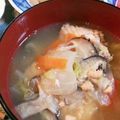 えむむく's cooksnap of when they made 簡単！コクうま鮭のあら汁.