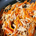 ノムラ27's cooksnap of when they made 超簡単♪人参とえのきのほっこりおかず.