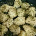 みずほちゃん's cooksnap of when they made 鶏胸肉バジルチーズソース照り焼き♪簡単.