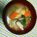 Jyohana's cooksnap of when they made 小松菜と油揚げの味噌汁.