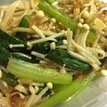 はらピーナッツ's cooksnap of when they made レンジで小松菜とエノキダケの梅肉小鉢.