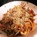 クックLYYTIX☆'s cooksnap of when they made きんぴらごぼう♪こんにゃく＋竹輪入り.