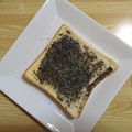 chan_Mio's cooksnap of when they made 朝食に　ごまマヨネーズ・トースト*.