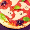 mimion08's cooksnap of when they made ブラックオリーブでリアルな蜘蛛ピザ.