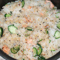 りゅうパパ's cooksnap of when they made 塩鮭ときゅうりの簡単混ぜご飯.