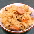 ふか谷's cooksnap of when they made 土鍋 ソーセージとしめじの炊き込みご飯.