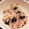 のりまきさんち。's cooksnap of when they made 簡単！桜色の黒豆炊き込みご飯.
