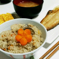 近藤の嫁's cooksnap of when they made 舞茸と鳥ひき肉の簡単炊き込みご飯.