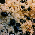 tosari's cooksnap of when they made 黒豆と栗の甘露煮と白だしのリメイクご飯♡.
