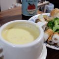 tachi877's cooksnap of when they made 本格スイス☆伸びる！チーズフォンデュ.