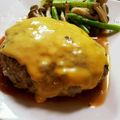 ladyamo's cooksnap of when they made 簡単♫煮込みハンバーグonチーズ♡.