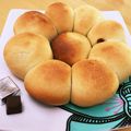 mahalo05's cooksnap of when they made ふわ～っと♡ ママのちぎりパン.
