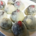 さとっちにゃん's cooksnap of when they made 簡単☆切り餅で「いちご大福」.
