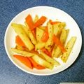 ウメ吉さん's cooksnap of when they made 香港家庭料理潜入♪ジャガイモのXO醤炒め.