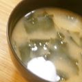 反省堂書店（のぐち）'s cooksnap of when they made 大根・生わかめ・油揚げ・練り物の味噌汁.