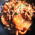 コロたん＠修行中's cooksnap of when they made 油揚げともやしのキムチ炒め.