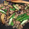 nexus2060's cooksnap of when they made こってり♪なすとオクラの肉味噌炒め.