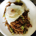 クックD04QPP☆'s cooksnap of when they made 簡単‼目玉焼きのせ焼きそば.