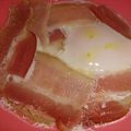 なっしー01's cooksnap of when they made 朝食に♪レンジでベーコンエッグ.