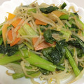 haru♩'s cooksnap of when they made ５分で完成☆小松菜ともやしの炒め物 節約.