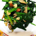 ホワイト・ママ's cooksnap of when they made クルミとベーコンのほうれん草炒め.
