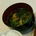 ♡礼♡'s cooksnap of when they made 豆苗、三度目の収穫でお吸い物.