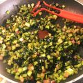 ハルルソラ's cooksnap of when they made 捨てないで！大根の葉&皮炒め　韓国のり風.