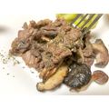∞shiratama's cooksnap of when they made 牛肉とキノコの赤ワイン煮込み.