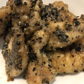 Yuukaakoo's cooksnap of when they made 鶏むね肉のゴマ＆チーズのオイマヨ炒め.