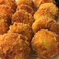 　青空大好き's cooksnap of when they made さつまいもとチーズのコロッケ.