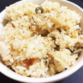 さすつばきる's cooksnap of when they made 鮭とシメジとしらすの炊き込みご飯★炊飯器.