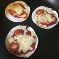 ちぃぱっぱ0330's cooksnap of when they made 餃子の皮で♪簡単ピッツァ✨.