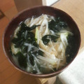 サーフブレイド's cooksnap of when they made 定番☆油揚げとわかめの味噌汁.