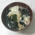 サーフブレイド's cooksnap of when they made 簡単★わかめと油揚げの味噌汁.