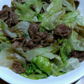 ナーちゃん's cooksnap of when they made ぱぱっと！牛肉とレタスの炒め物.