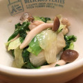 みうみうみっちゃん's cooksnap of when they made 大量消費！レタスの外葉簡単炒め.