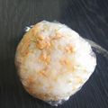 じう630's cooksnap of when they made 胡麻香る子ども大好き鮭マヨオイルおにぎり.