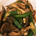 ＊にょにょん＊'s cooksnap of when they made オクラと舞茸のバター醤油炒め！！.