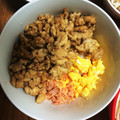 クック3BR5LL☆'s cooksnap of when they made 鶏そぼろ親子丼【男の簡単丼】.
