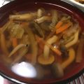 みんつ07's cooksnap of when they made たっぷりキノコと野菜のお吸いもの.
