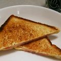 もこもこ雲's cooksnap of when they made フライパンでとろ〜りホットサンド☆.