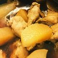 taekkomama's cooksnap of when they made 大根とホロっと柔らか★鳥手羽元の煮物.