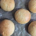 クックyayo☆'s cooksnap of when they made 全粒粉 ふわふわ丸パン.