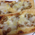 ムーヒツジ's cooksnap of when they made 簡単♪サクッ‼ふわっ‼油揚げの納豆ピザ.