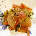 ♪でこ♪'s cooksnap of when they made 大根とにんじんとしょうがの炒め煮.