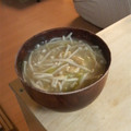 サーフブレイド's cooksnap of when they made ✿えのき☆お揚げ★葱たっぷりの味噌汁✿.