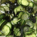 ☆ぴーなっつ☆'s cooksnap of when they made きゅうりとわかめの酢の物.